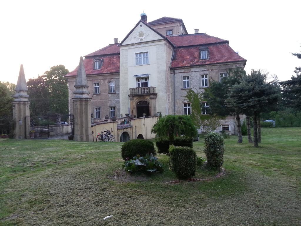 Palac Jastrowiec Exterior foto