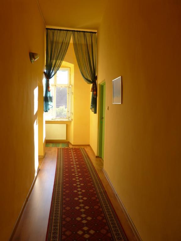 Palac Jastrowiec Exterior foto